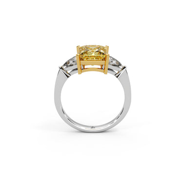 Vivid Sol Ring by Just Brilliant – 5.5ct fancy yellow lab diamond ring in 18K white gold – close-up view