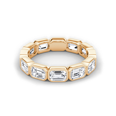 Just Brilliant bezel eternity band, emerald, 18K Rose Gold, front view.