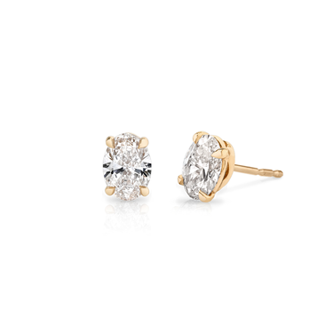 Solitaire Stud in 18K Rose Gold — three quarter view