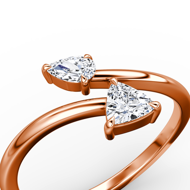 Just Brilliant Bypass Cuff ring in 18K Rose Gold, detail view