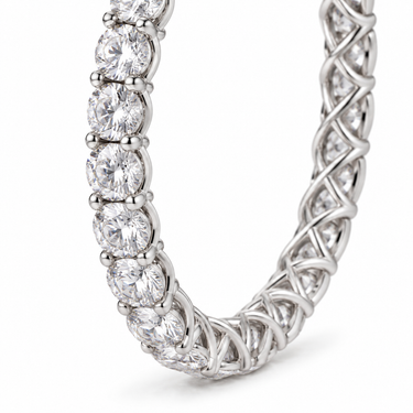 Cercle de Lumière Diamond Hoop Earrings by Just Brilliant — setting detail