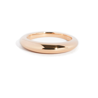 Just Brilliant curator band, 18K Rose Gold, front view, white background with natural shadow