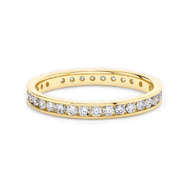 Just Brilliant Devotion band in 18K Yellow Gold, front view.
