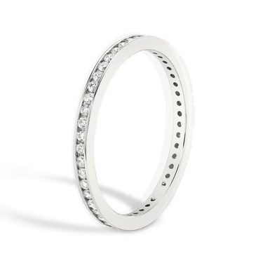 Just Brilliant Devotion band in 18K White Gold, side view.