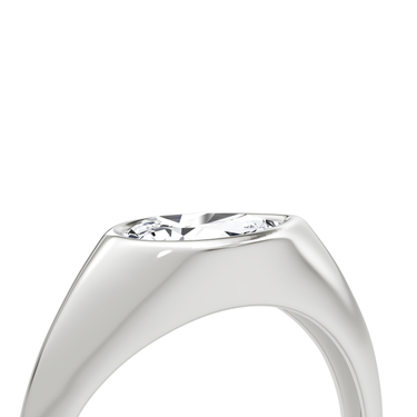 Just Brilliant East West Signet ring in white gold — detail
