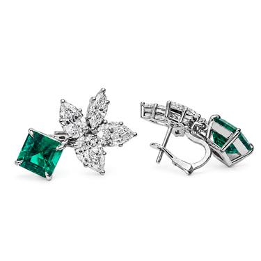 Émeraude Floraison Earrings in 18K white gold, setting and clasp view
