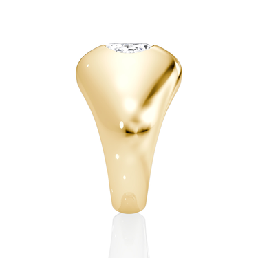 Just Brilliant oval dome band in 18K Yellow Gold, side view.