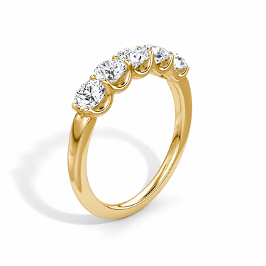 Just Brilliant Five Stone Diamond Band, Original version with Round Brilliant diamonds in 18K yellow gold, upright view. #jb-five-stone_original_round-brilliant_18k-yellow-gold_upright