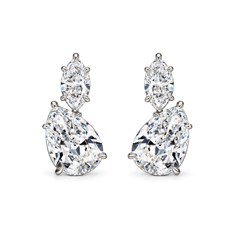 Gouttes de Lumière Diamond Studs in 18K white gold, front view