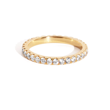 Just Brilliant Infinity Band, 18K Yellow Gold, front view