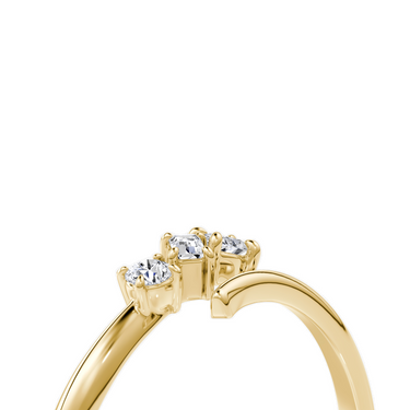 Just Brilliant orion ring in 18K Yellow Gold, detail view.