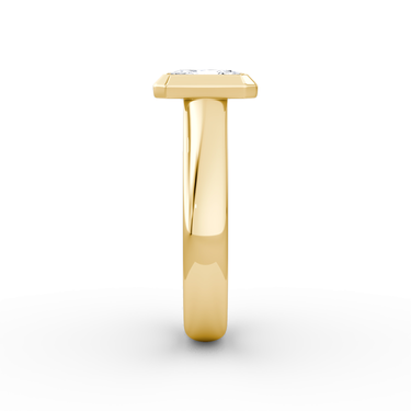 Just Brilliant Sculpture Bezel Ring, Radiant, 18K Yellow Gold, side view.