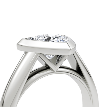 Just Brilliant Sculpture Bezel Ring, Trillion, 18K White Gold, detail view.