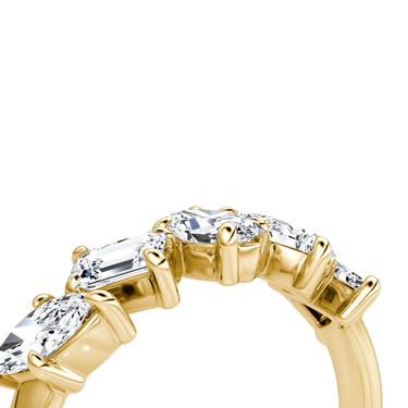 Just Brilliant Shooting Star Ring — half eternity — 18K Yellow Gold — detail view