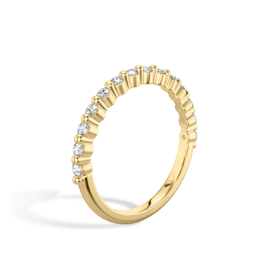 Just Brilliant single shared prong band — original — 18K Yellow Gold — upright view