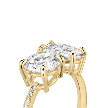 Just Brilliant Toi et Moi Diamond Ring — Pavé / Round Brilliant + Oval — 18K Yellow Gold — detail view