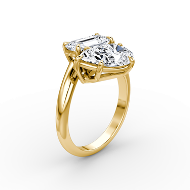 Just Brilliant Toi et Moi Bypass ring, plain band, emerald and pear diamonds, 18K Yellow Gold, upright view