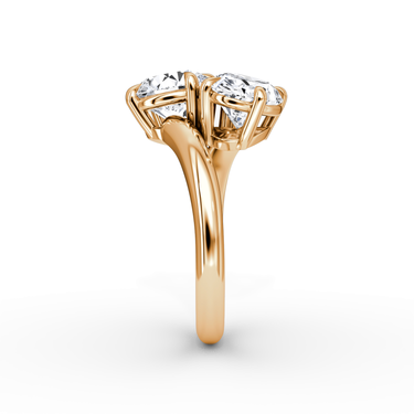 Just Brilliant Toi et Moi Bypass ring, plain band, round brilliant and oval diamonds, 18K Rose Gold, side view