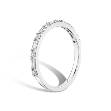 Just Brilliant Alternating Shapes Band in 18K White Gold, oblique view.